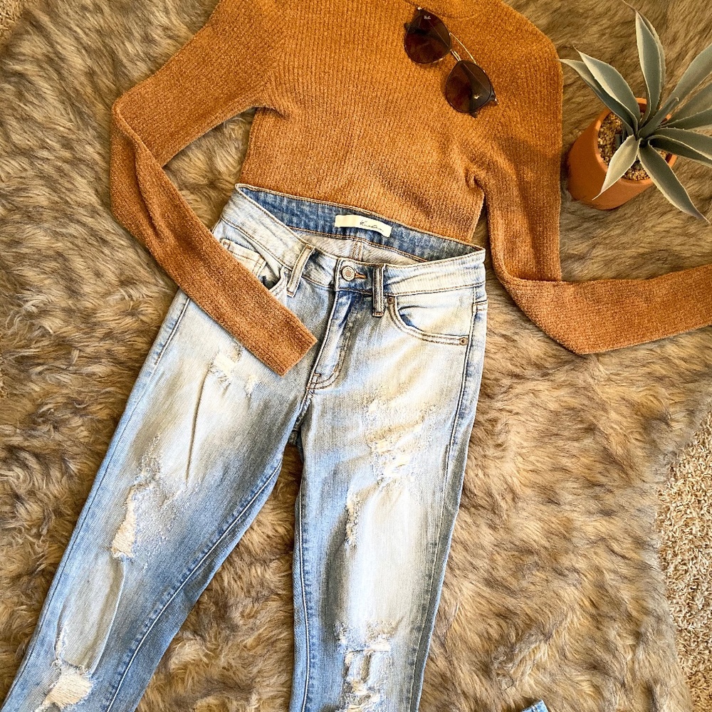 LA KanCan High-Waisted Ripped Blue Jean